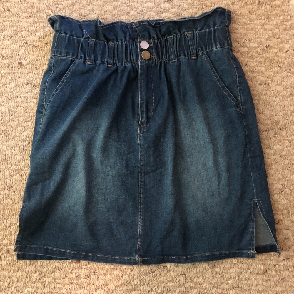 Denim skirt
